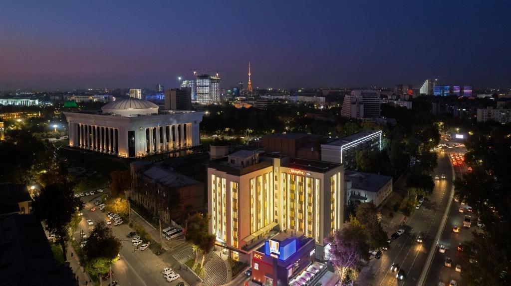 Hotel Hampton By Hilton Taskent Exterior foto