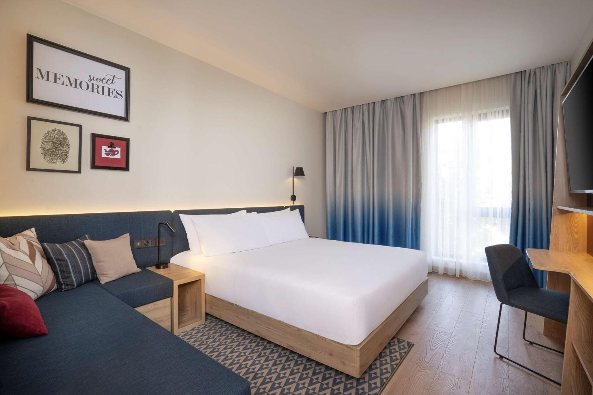 Hotel Hampton By Hilton Taskent Exterior foto